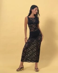 Daudy Tie Back Lace Maxi Dress In Jet Black Lace -Outlet Modi Vora Store DAUDY MAXI DRESS LACE JET BLACK 1