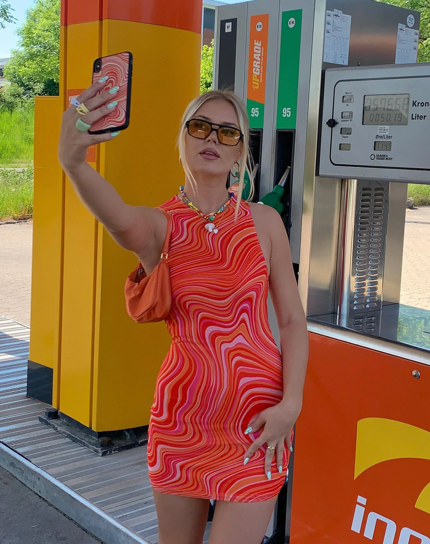 Brigitta Mini Dress In 70's Ripple Tangerine 2 Brigitta Mini Dress In 70's Ripple Tangerine - Image 2