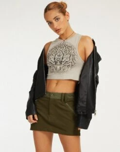 Ivette Mini Skirt In Dark Olive Khaki -Outlet Modi Vora Store IVETTE SKIRT DAK OLIVE KHAKI VASQUE TOP SANDSTORM PLACEMENT 144354 2108406d 9753 489c befc 605ee0ccf5d0