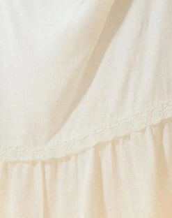 Kokies Frill Hem Midi Skirt In White -Outlet Modi Vora Store JASTIO RIBBED VEST LEMONADE KOKIES FRILL MIDI SKIRT WHITE 4758D2