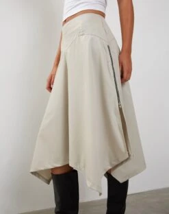 MOTEL X JACQUIE Karsyn Asymmetric Midi Skirt In Oat -Outlet Modi Vora Store KARSYN MIDI SKIRT OAT 193560 3b8f75c8 38a2 4308 ab27 4447049bf186