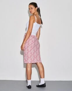 Rujina Midi Skirt In Ditsy Floral Blush Red 10 Rujina Midi Skirt In Ditsy Floral Blush Red -Outlet Modi Vora Store MAKIRA SWEAT IVORY RED M RIBBON EMB RUJINA SKIRT DITSY FLORAL BLUSH RED 3