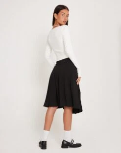 Madelyn Pleated Midi Skirt In Black -Outlet Modi Vora Store RESHOOT BOVITA TOP WHITE MADELYN SKIRT BLACK 179772 3