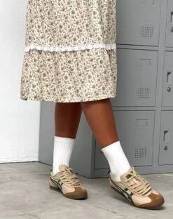 Maxce Low Rise Midi Skirt In Antique Blue And Ivory Floral -Outlet Modi Vora Store SKISE TOP MAXCE SKIRT ANTIQUE BLUE FLORAL IVORY 1 copy