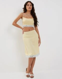 Resika Low Rise Midi Skirt In Satin Pale Yellow