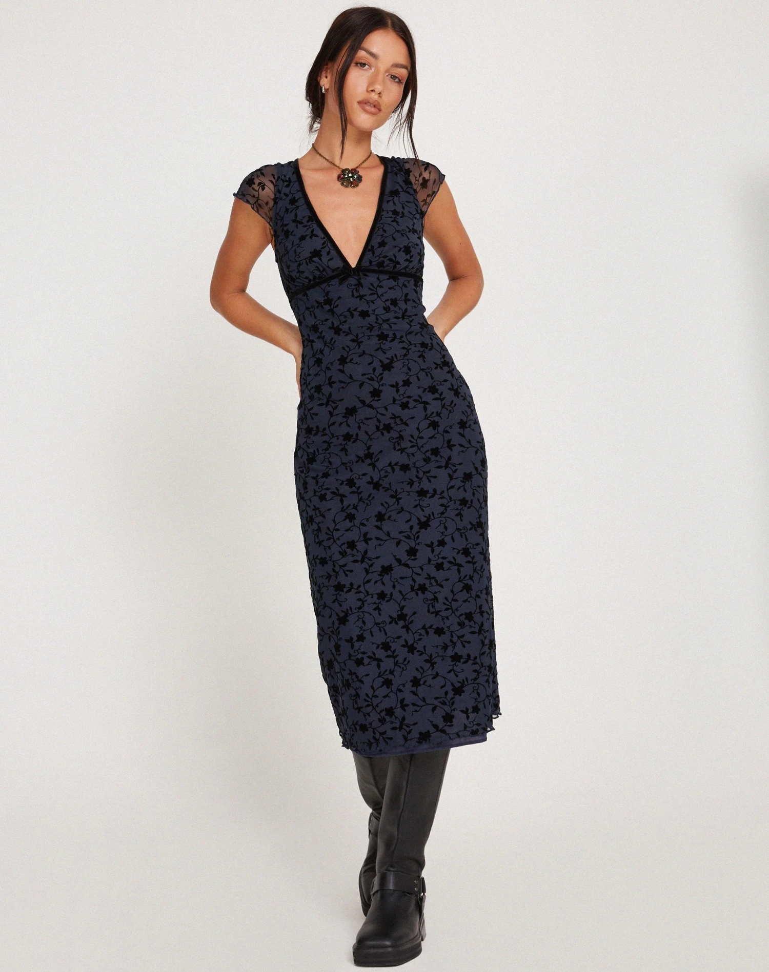 Vilinia Midi Dress In Pretty Petal Flock Black 2 Vilinia Midi Dress In Pretty Petal Flock Black - Image 2